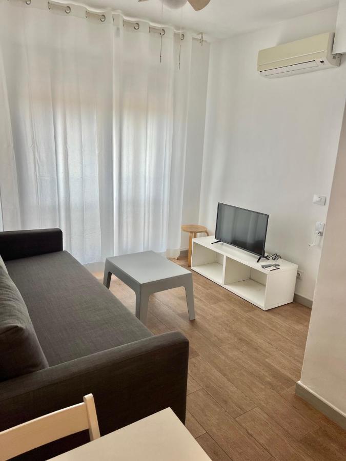 Apartamentos Centro Benicasim เบนิสกัสซิม ภายนอก รูปภาพ