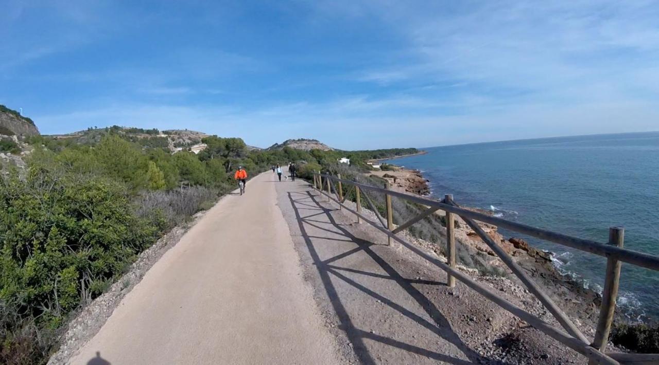Apartamentos Centro Benicasim เบนิสกัสซิม ภายนอก รูปภาพ